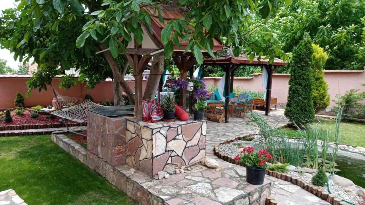 Villa Diana Apartments Skopje Exterior foto